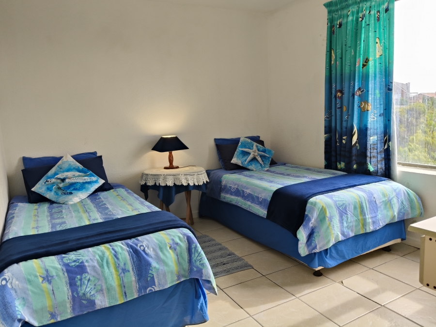 12 Bedroom Property for Sale in Paradise Beach Eastern Cape